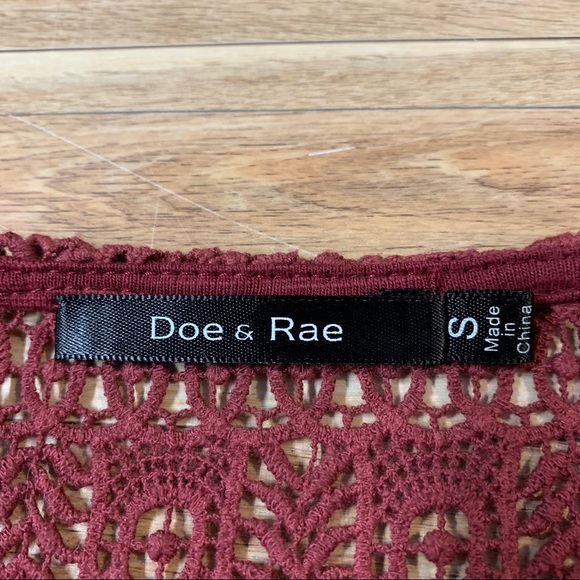 New! Doe & Rae Shirt Sleeveless Tank Top Crochet Criss Cross Burgundy Small - Picture 6 of 7